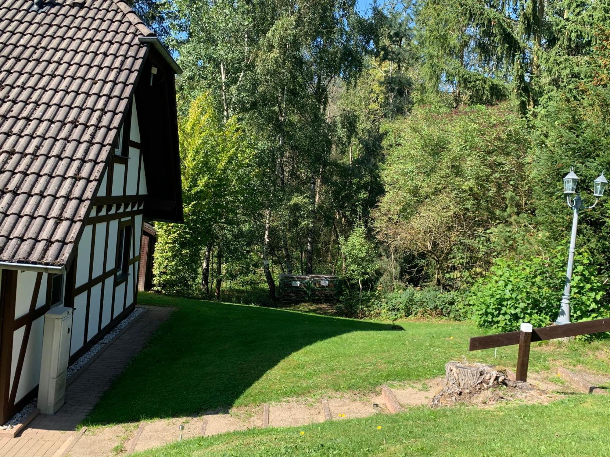 Die Kleine Ferienvilla Am Edersee Frankenau Esterno foto